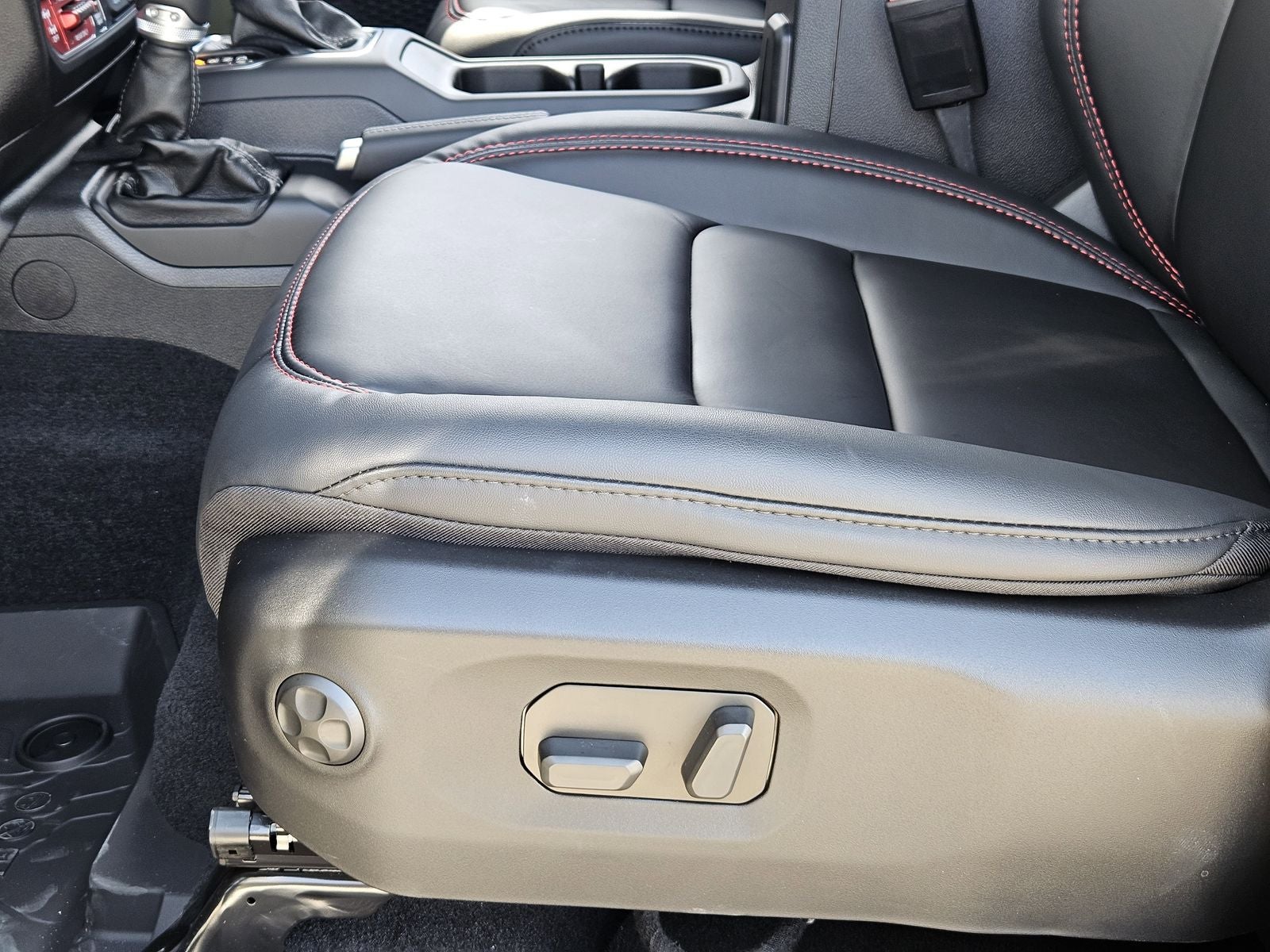 2025 Jeep Wrangler WRANGLER 4-DOOR RUBICON X