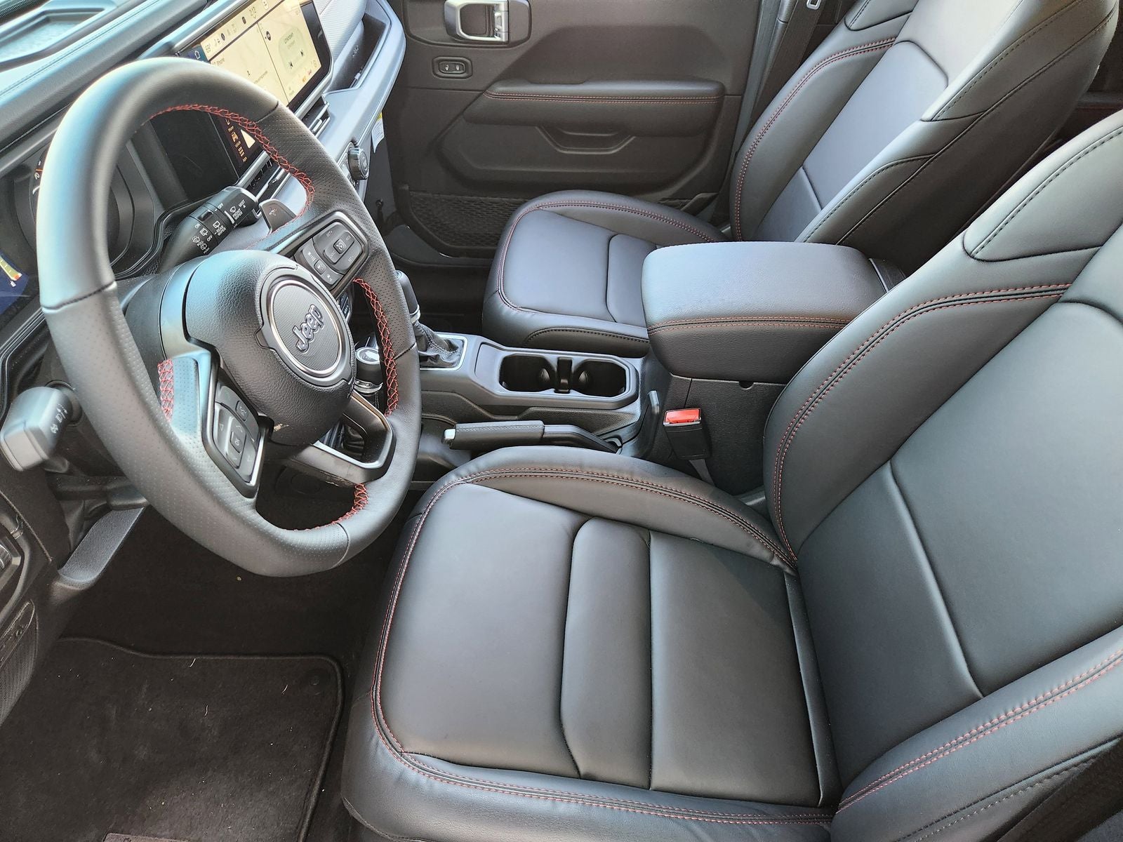 2026 Jeep Wrangler WRANGLER 4-DOOR MOAB 392