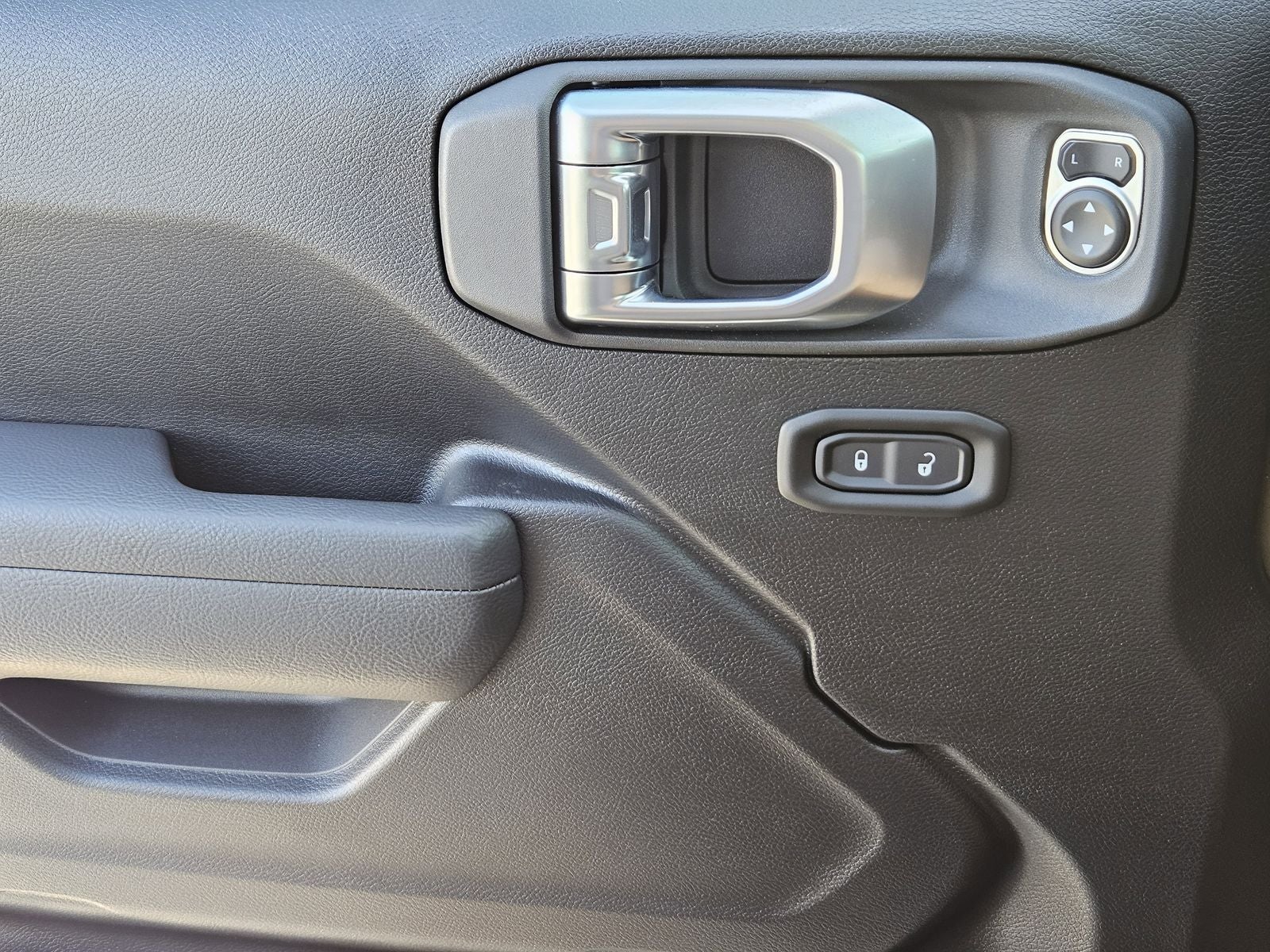 2026 Jeep Gladiator GLADIATOR SPORT S 4X4