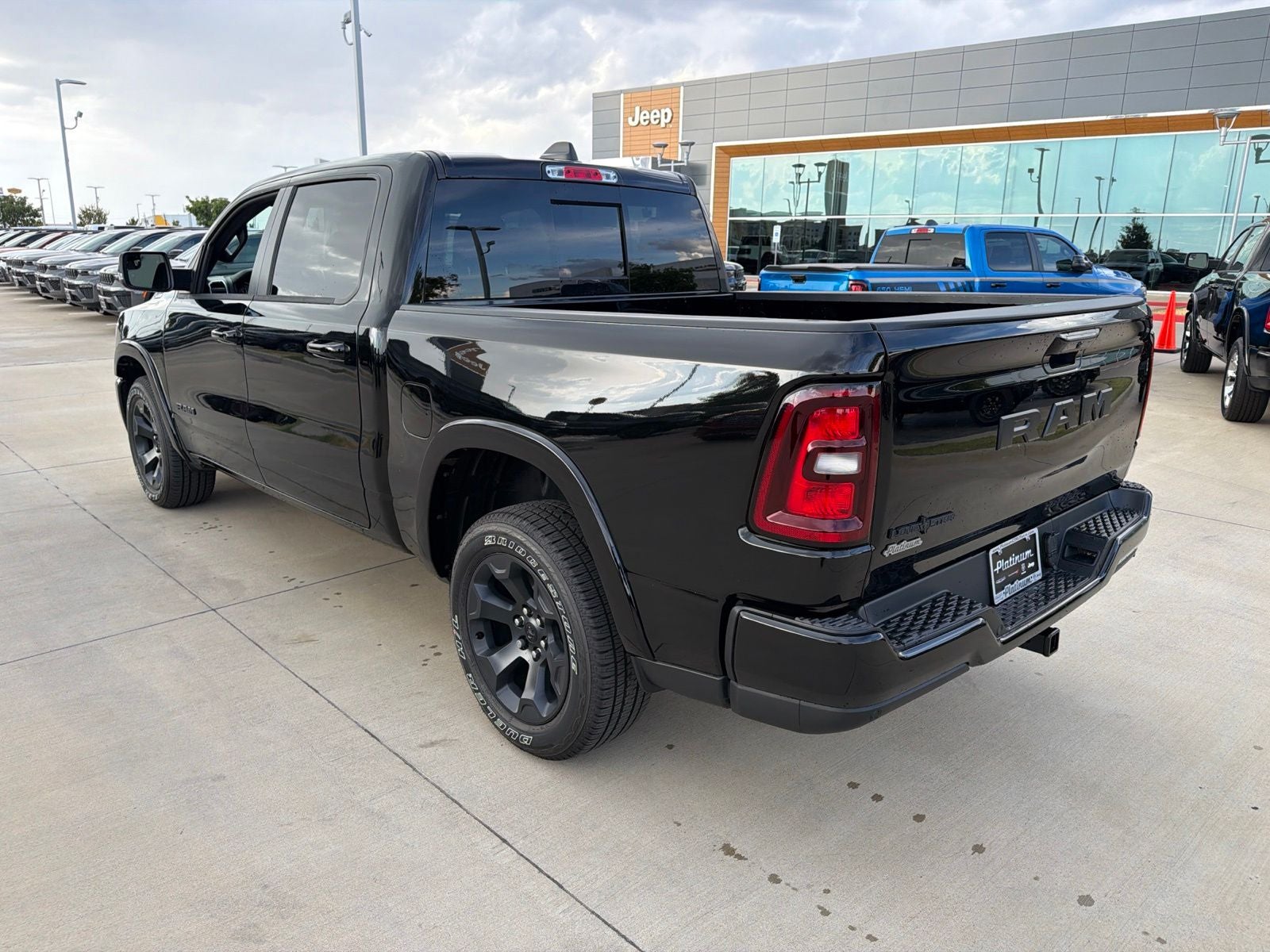 2026 RAM Ram 1500 RAM 1500 LONE STAR CREW CAB 4X2 5'7' BOX