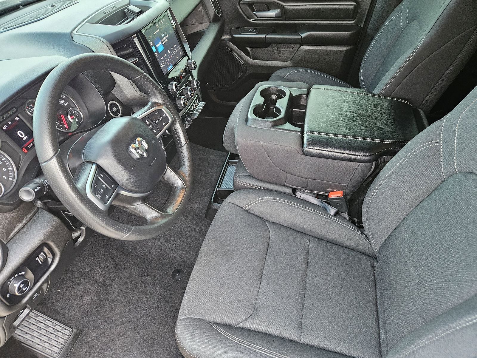 2025 RAM Ram 1500 Tradesman Crew Cab 4x2 5'7' Box