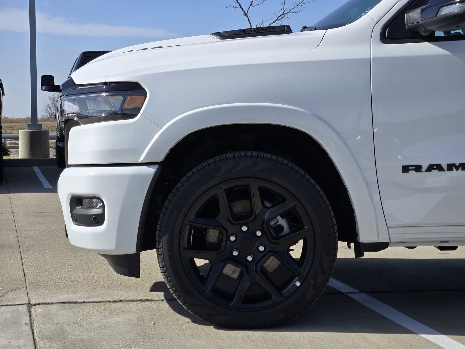 2026 RAM Ram 1500 RAM 1500 LARAMIE CREW CAB 4X2 5'7' BOX