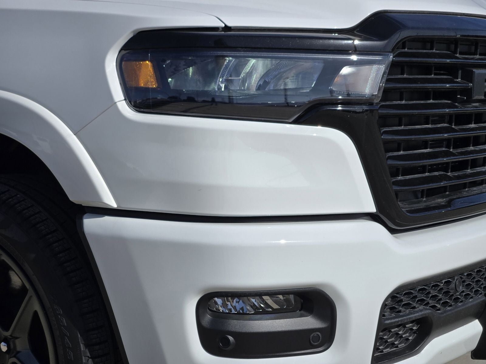 2026 RAM Ram 1500 RAM 1500 LARAMIE CREW CAB 4X2 5'7' BOX