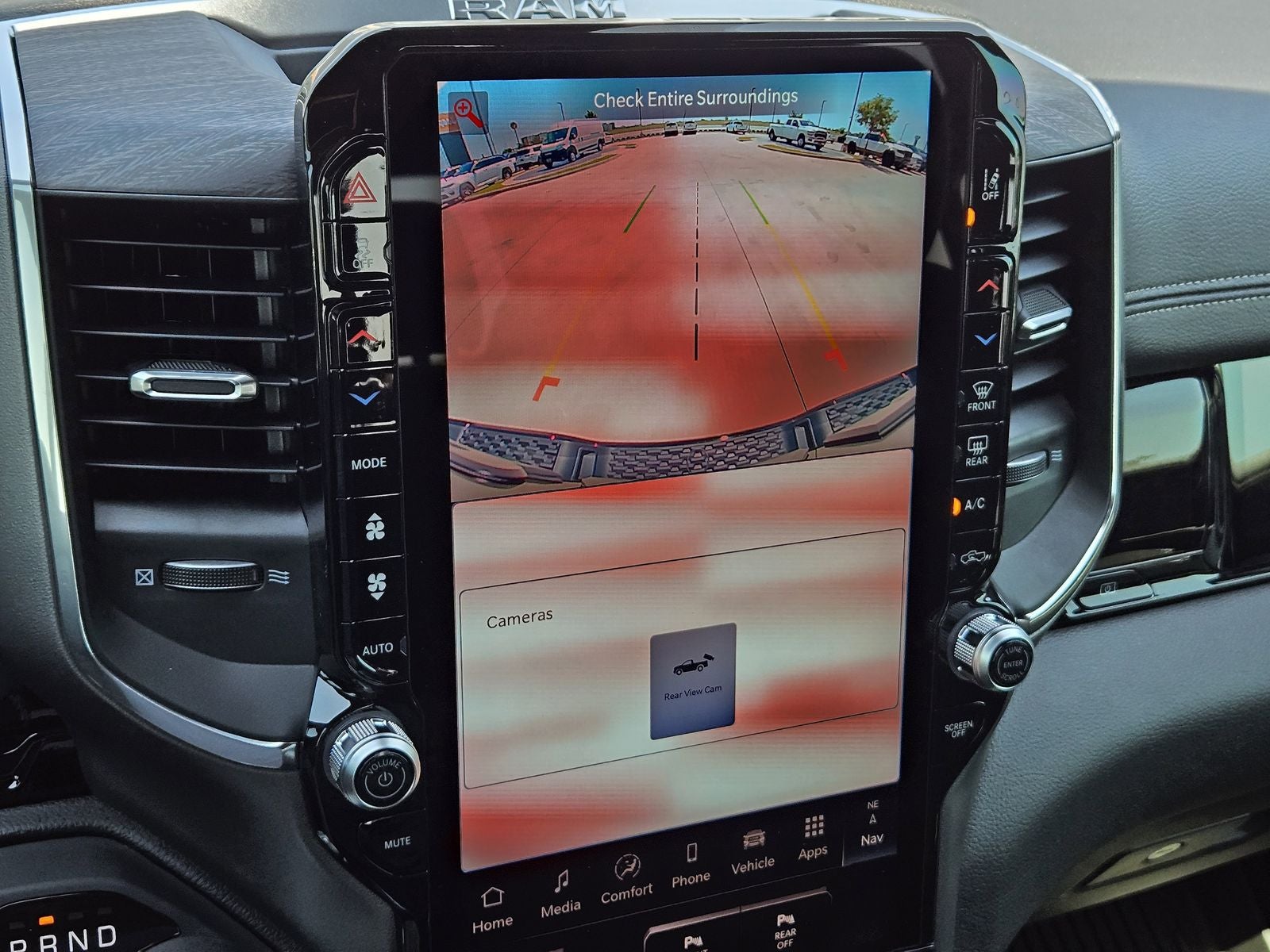 2026 RAM Ram 1500 RAM 1500 LARAMIE CREW CAB 4X2 5'7' BOX