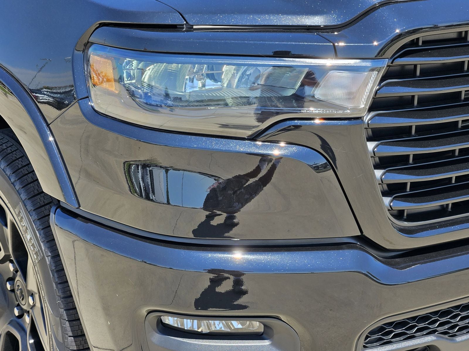 2026 RAM Ram 1500 RAM 1500 LARAMIE CREW CAB 4X2 5'7' BOX