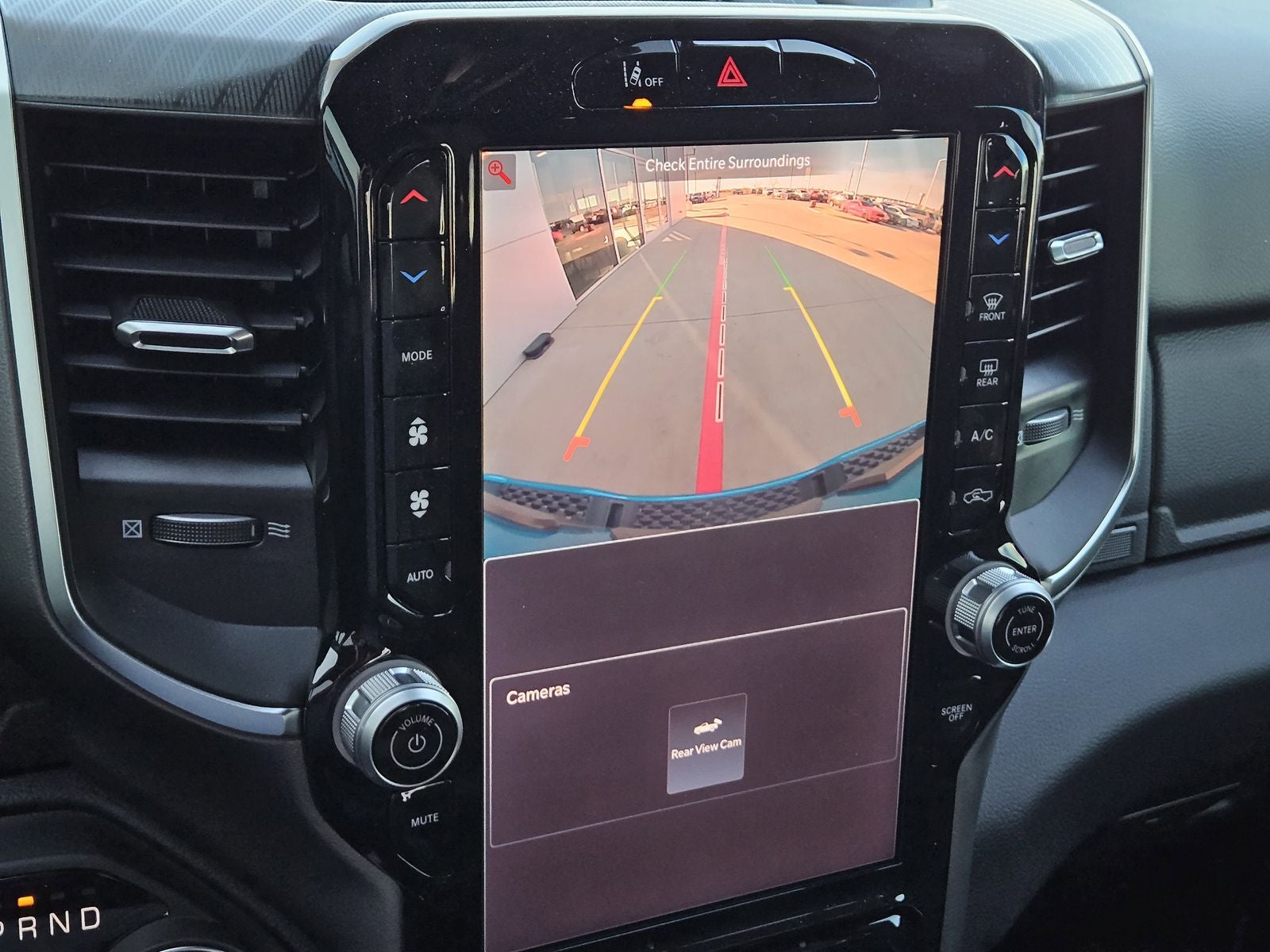 2026 RAM Ram 1500 RAM 1500 LONE STAR CREW CAB 4X4 5'7' BOX