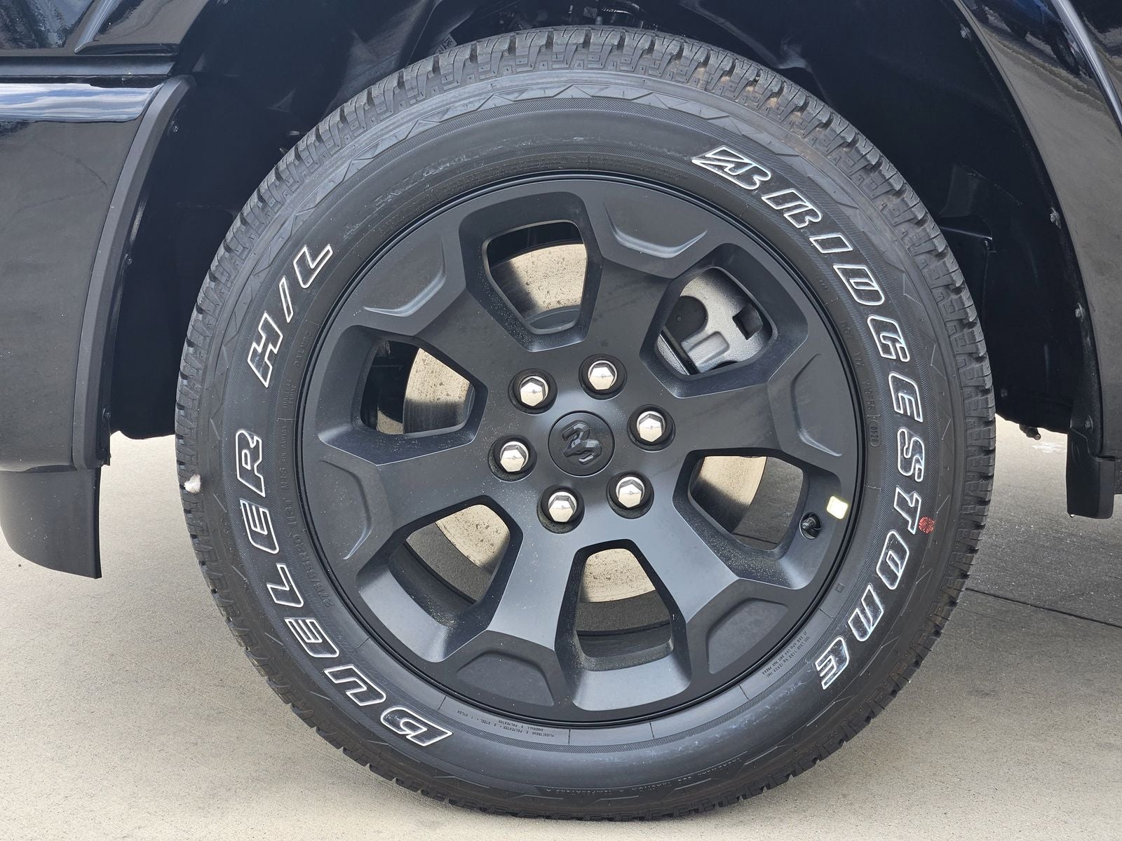 2026 RAM Ram 1500 RAM 1500 LONE STAR CREW CAB 4X4 5'7' BOX