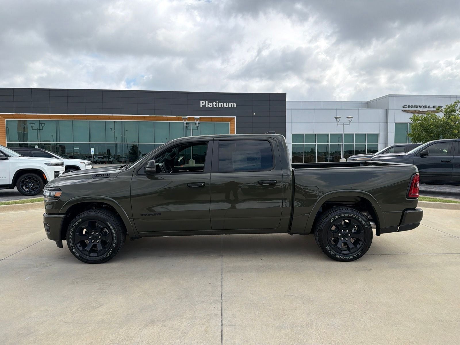 2026 RAM Ram 1500 RAM 1500 LONE STAR CREW CAB 4X4 5'7' BOX