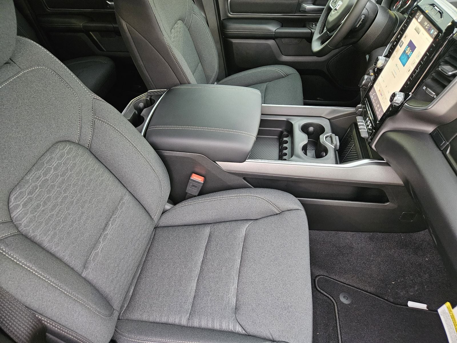 2026 RAM Ram 1500 RAM 1500 LONE STAR CREW CAB 4X4 5'7' BOX