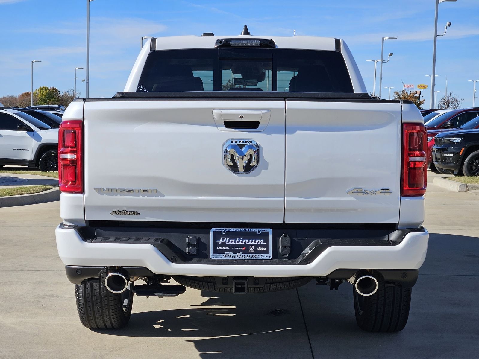 2026 RAM Ram 1500 RAM 1500 LONE STAR CREW CAB 4X4 5'7' BOX