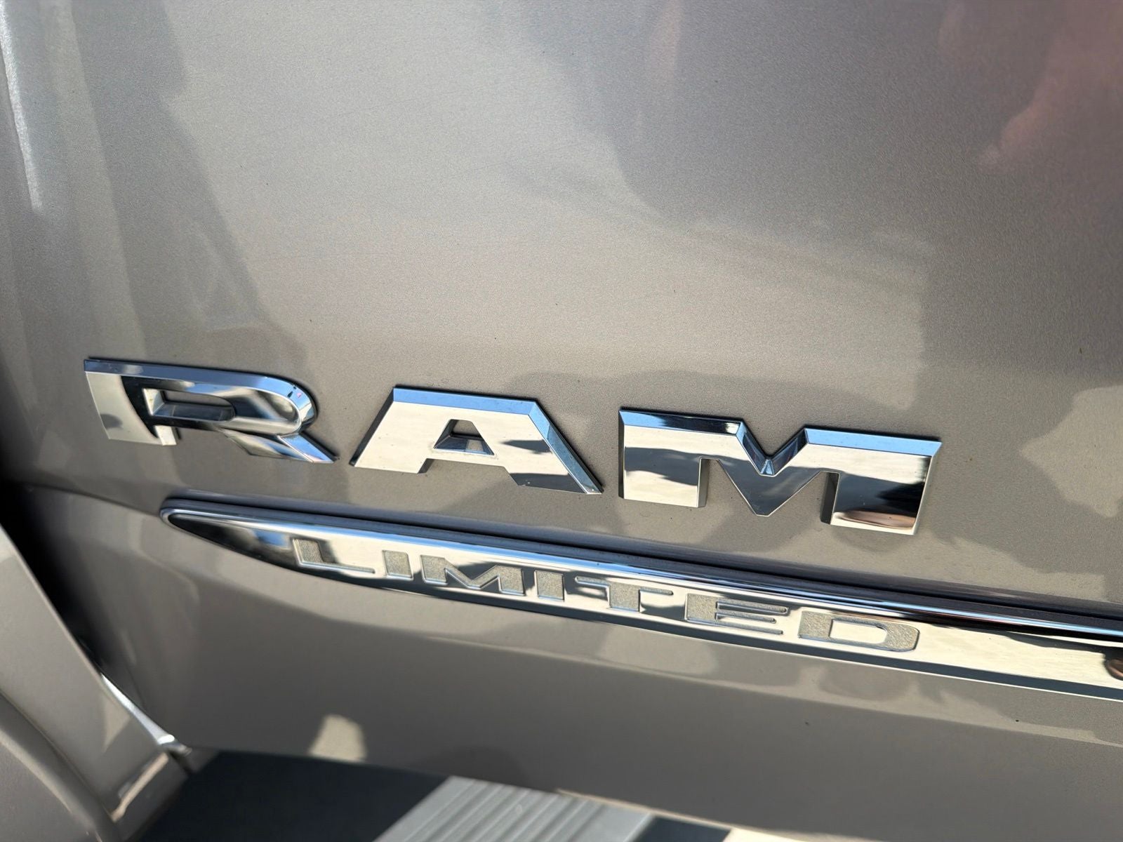 2022 RAM Ram 1500 Limited Crew Cab 4x4 5'7' Box