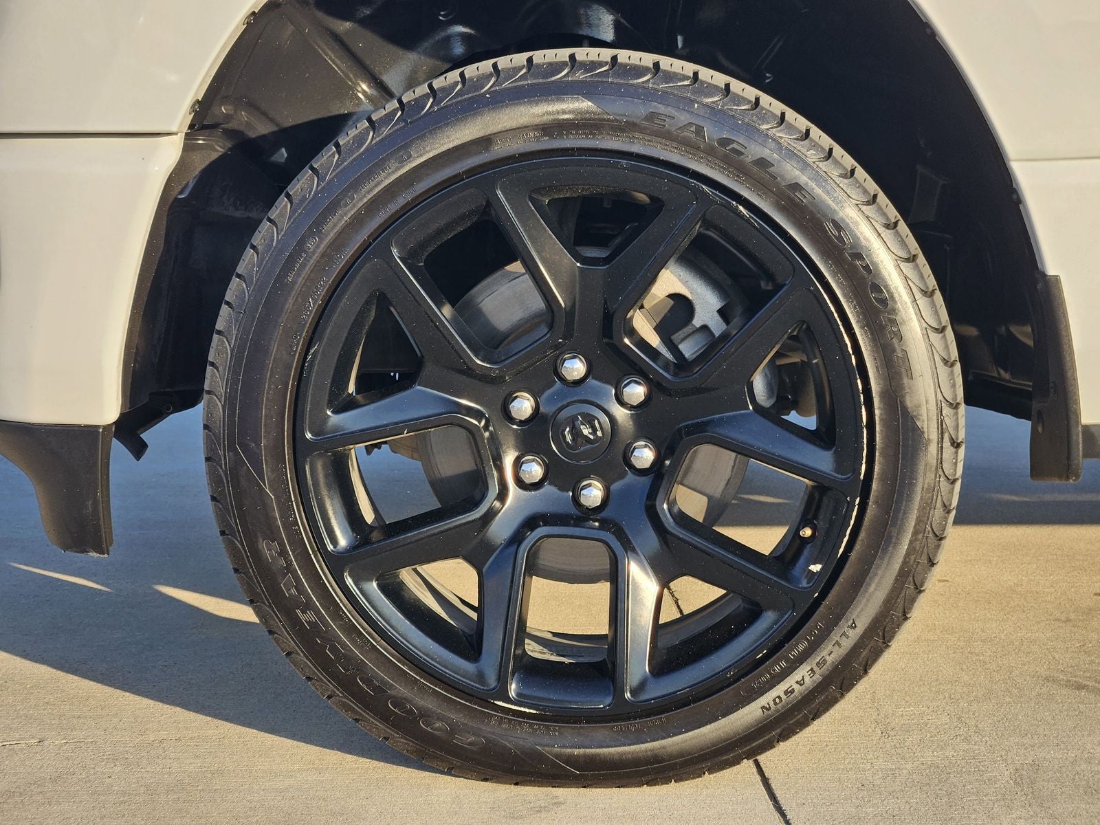 2023 RAM Ram 1500 Laramie Crew Cab 4x4 5'7' Box