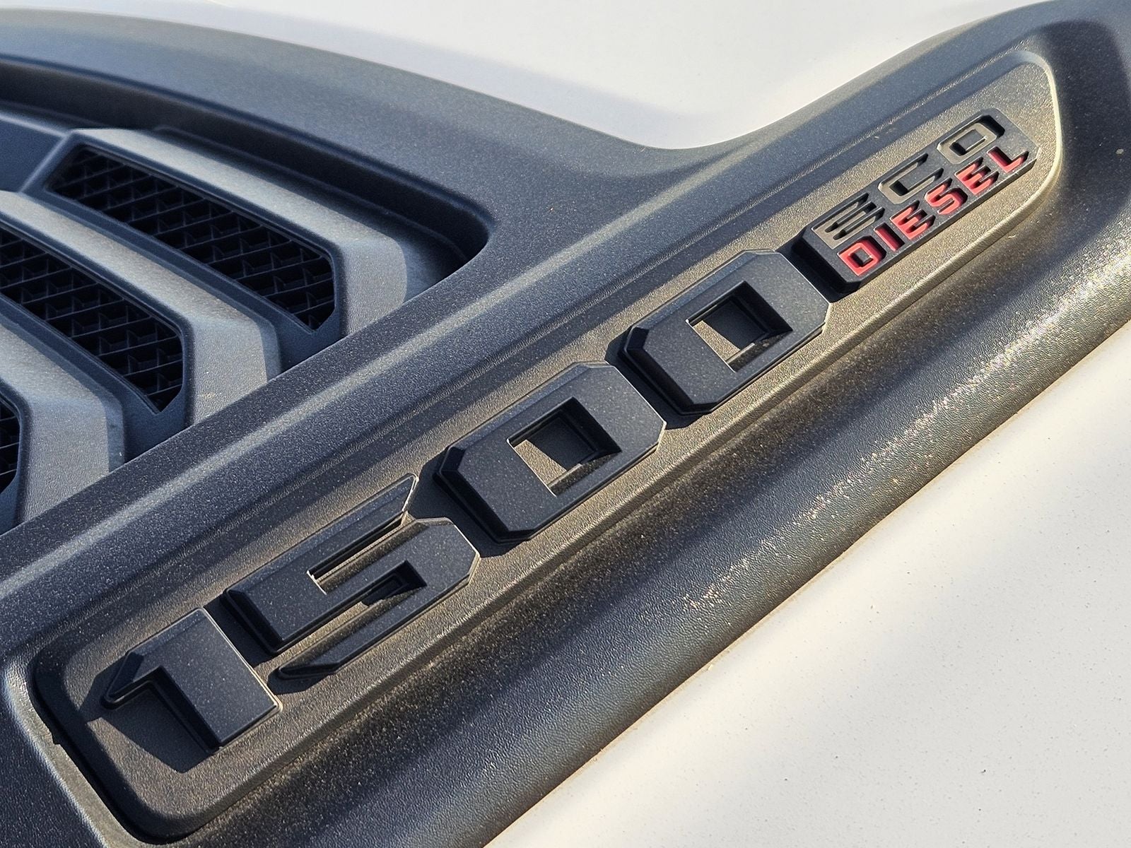 2023 RAM Ram 1500 Laramie Crew Cab 4x4 5'7' Box