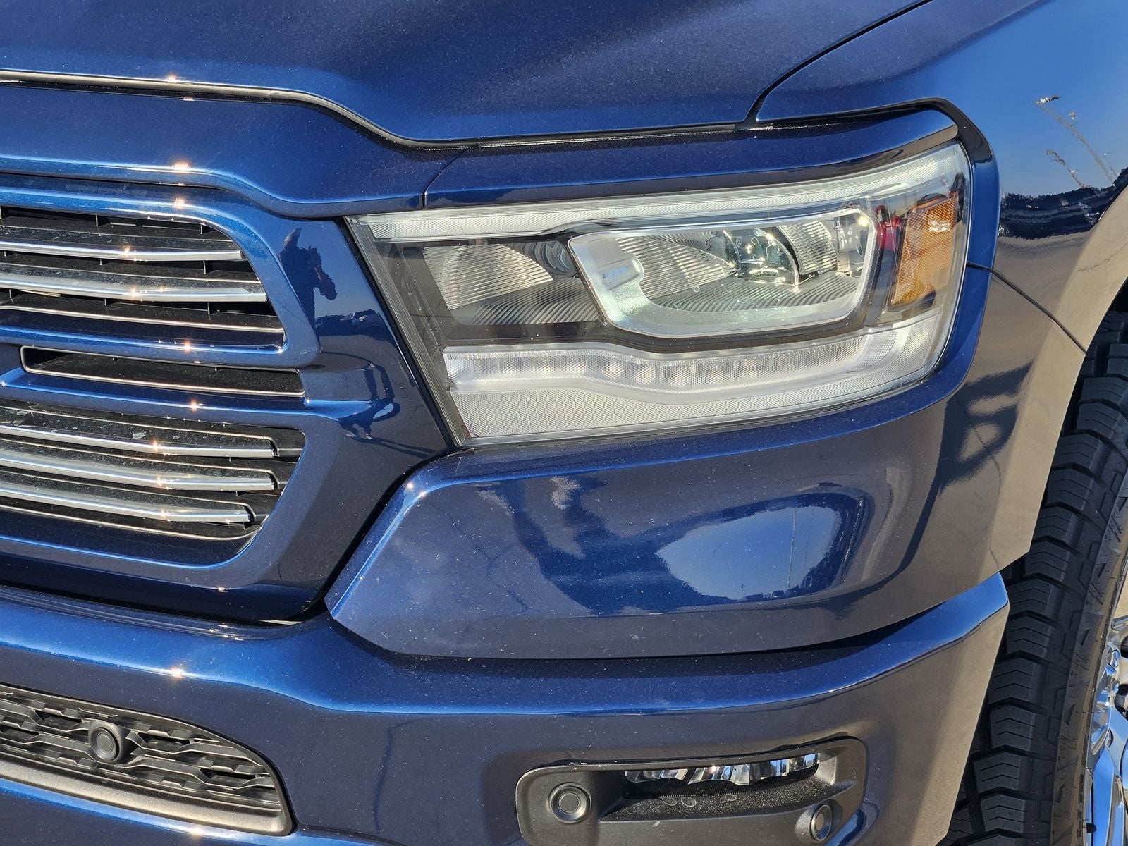 2023 RAM Ram 1500 Laramie Crew Cab 4x4 5'7' Box