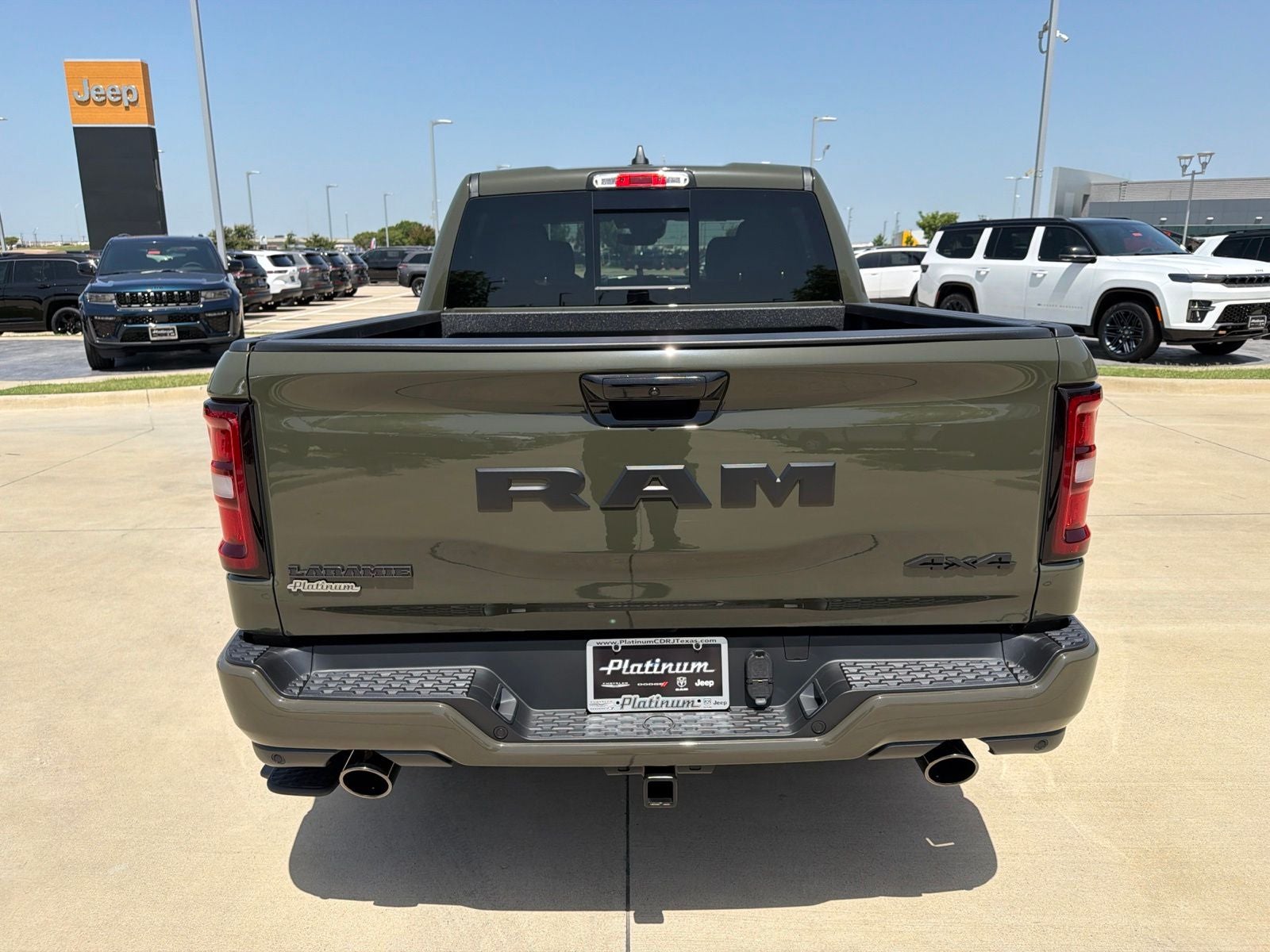2026 RAM Ram 1500 RAM 1500 LARAMIE CREW CAB 4X4 5'7' BOX