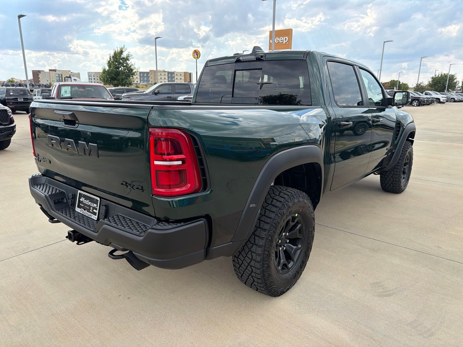 2027 RAM Ram 1500 RAM 1500 TRX SRT CREW CAB 4X4 5'7' BOX