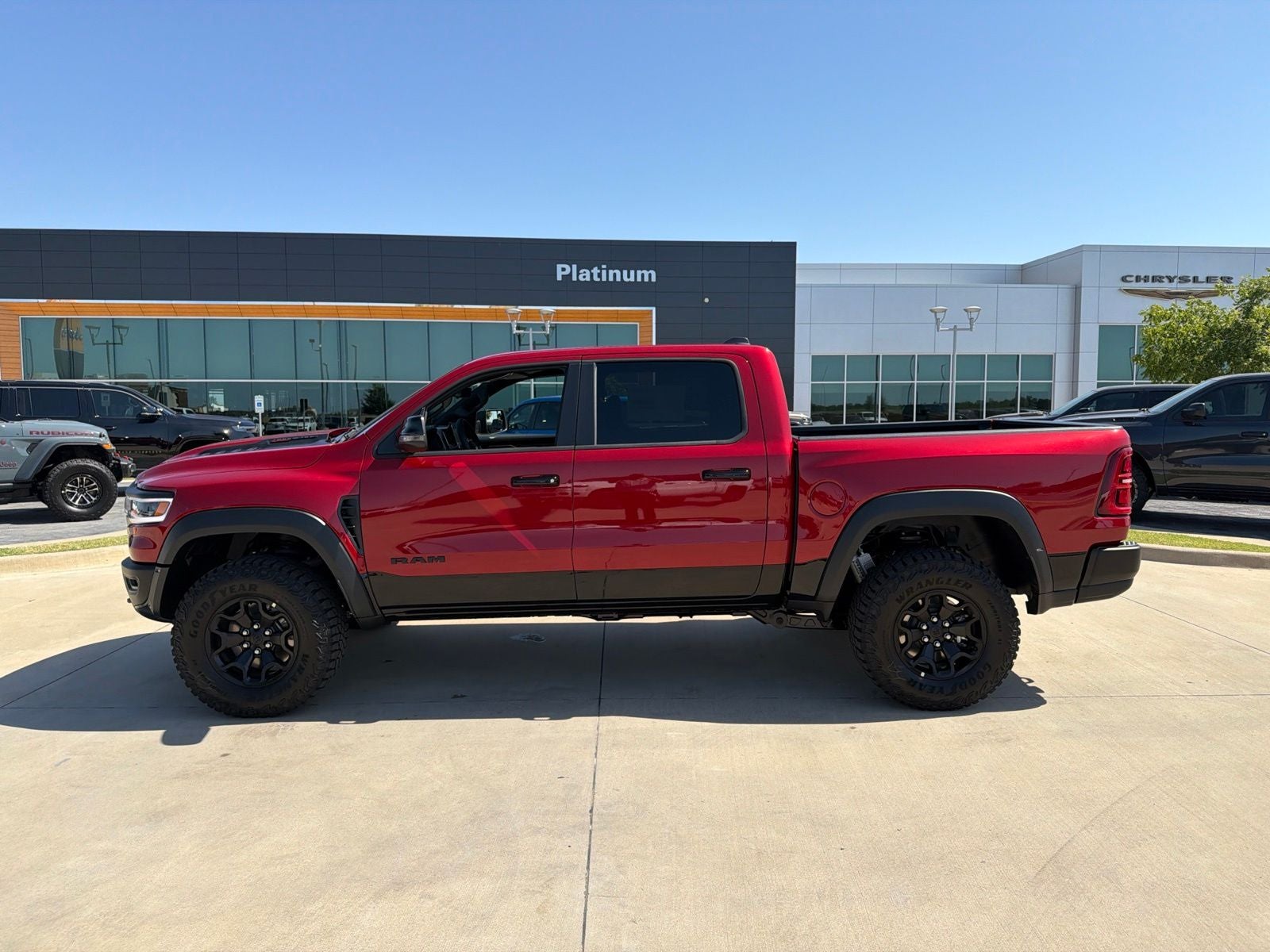 2026 RAM Ram 1500 RAM 1500 RHO CREW CAB 4X4 5'7' BOX