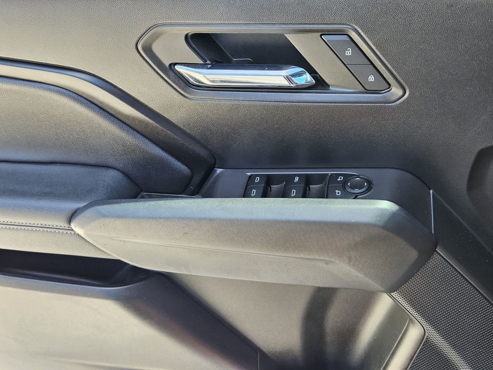 2023 Chevrolet Colorado 2WD Crew Cab Short Box LT