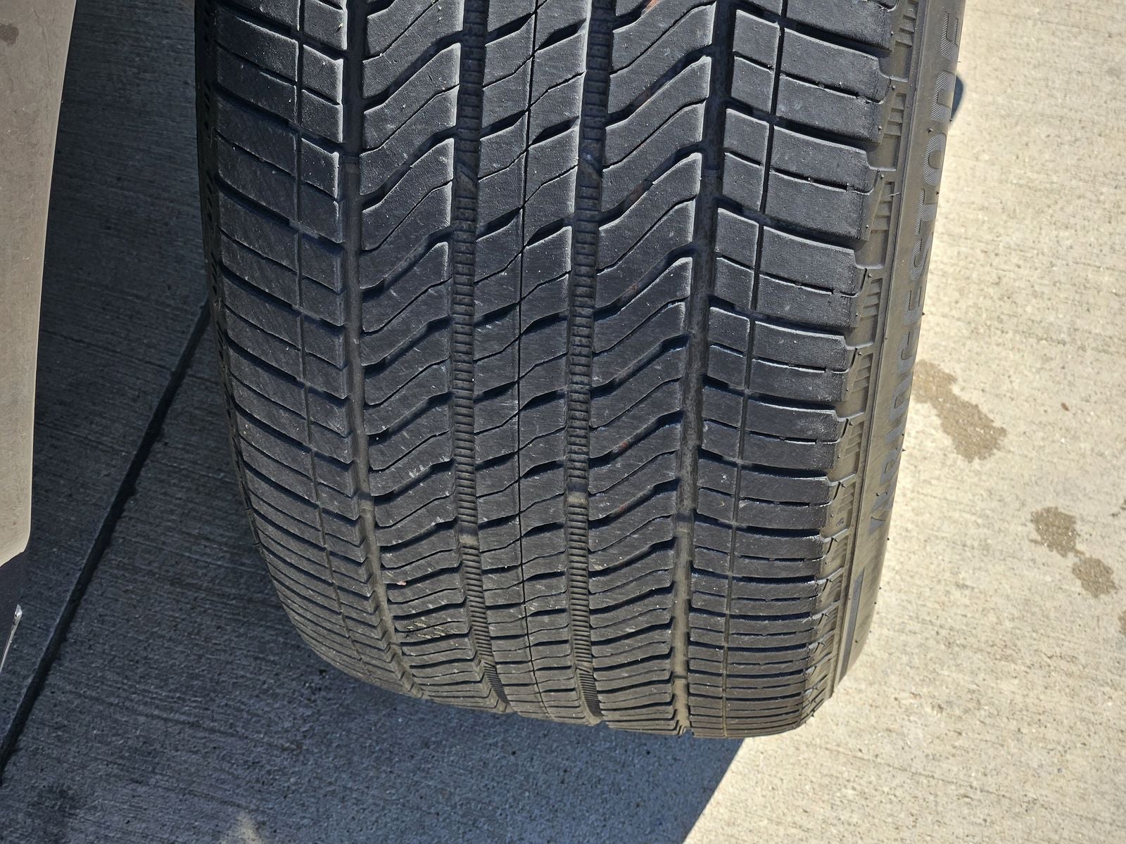 2024 Chevrolet Suburban 2WD RST