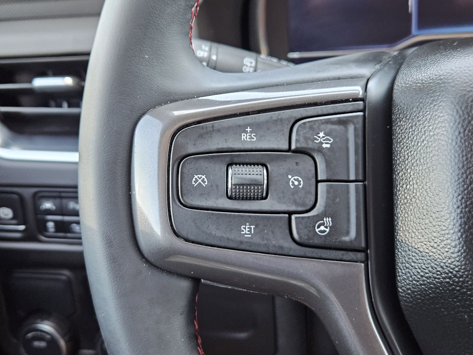 2024 Chevrolet Suburban 2WD RST