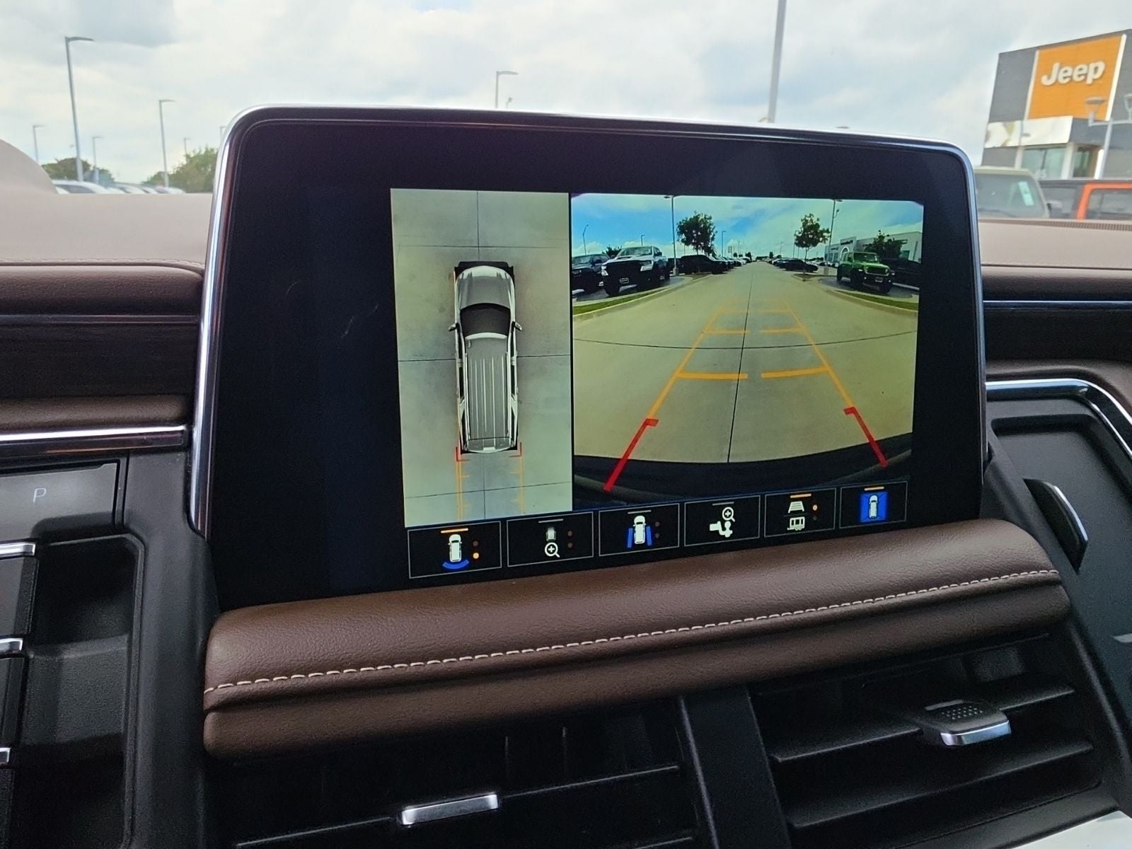 2022 Chevrolet Suburban 4WD High Country