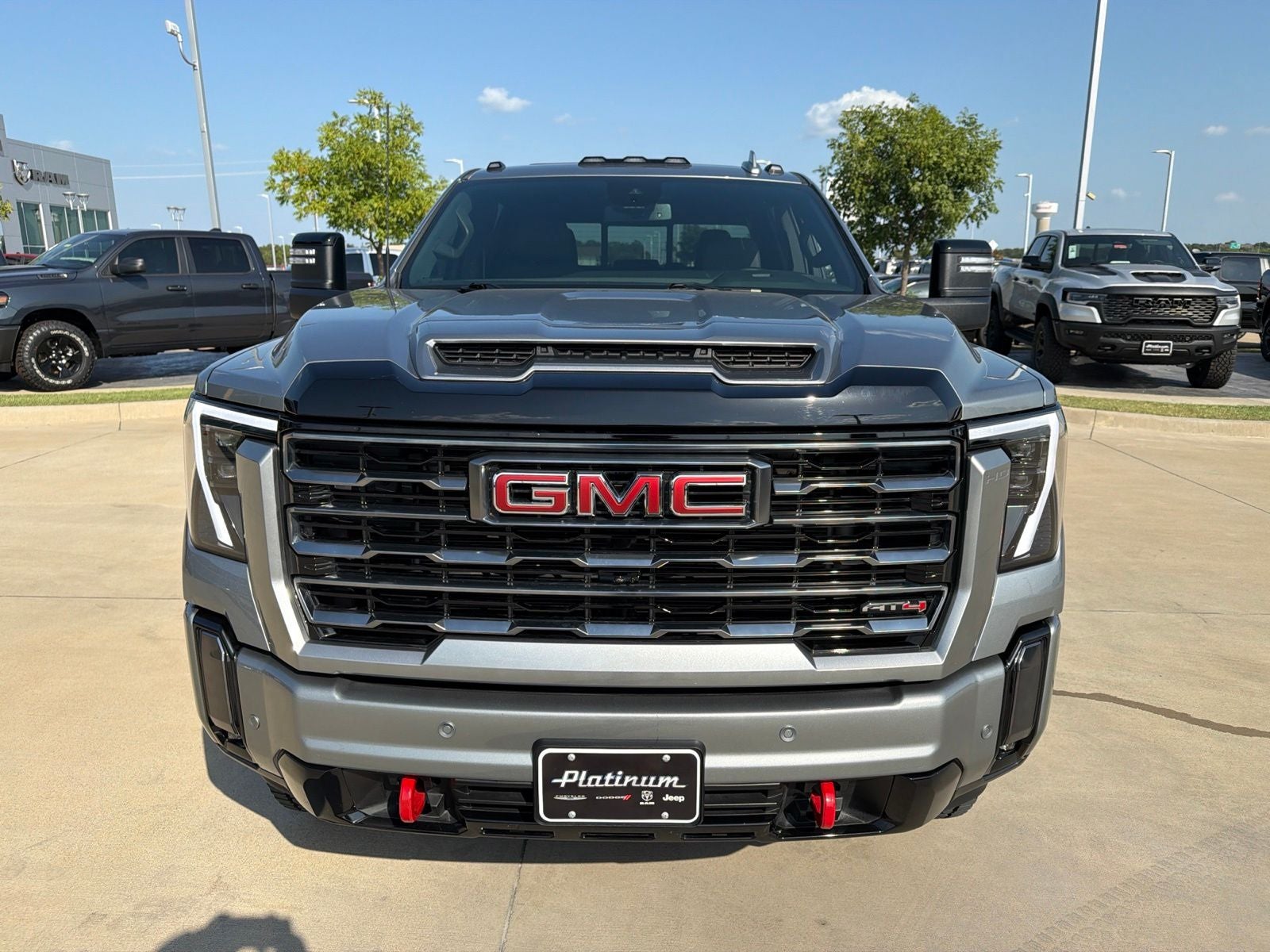 2024 GMC Sierra 2500HD 4WD Crew Cab Standard Bed AT4