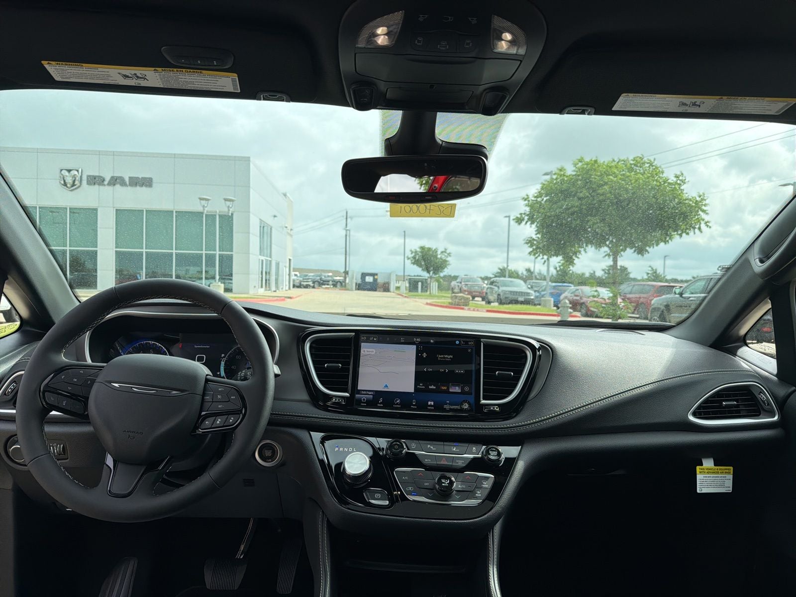 2027 Chrysler Pacifica PACIFICA LIMITED