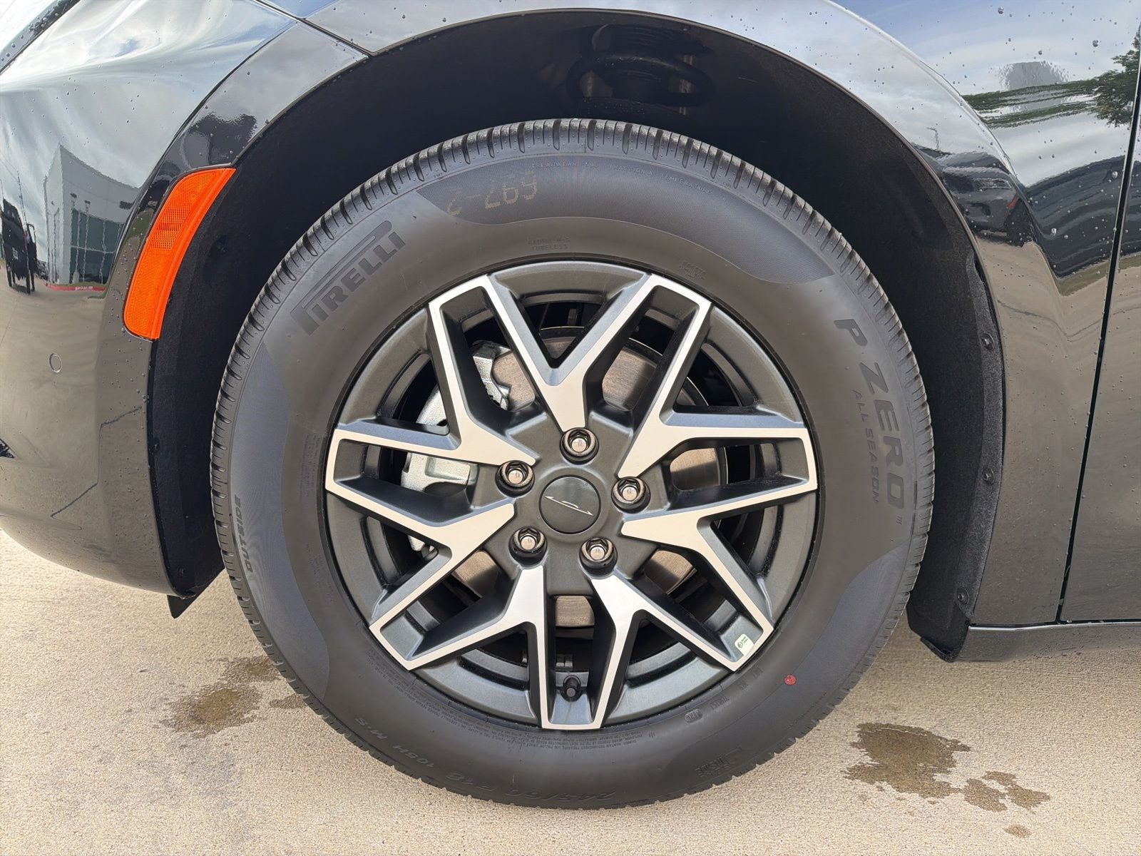 2027 Chrysler Pacifica PACIFICA LIMITED