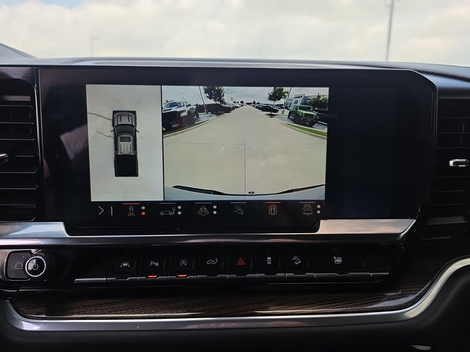 2025 Chevrolet Silverado 1500 4WD Crew Cab Short Bed RST