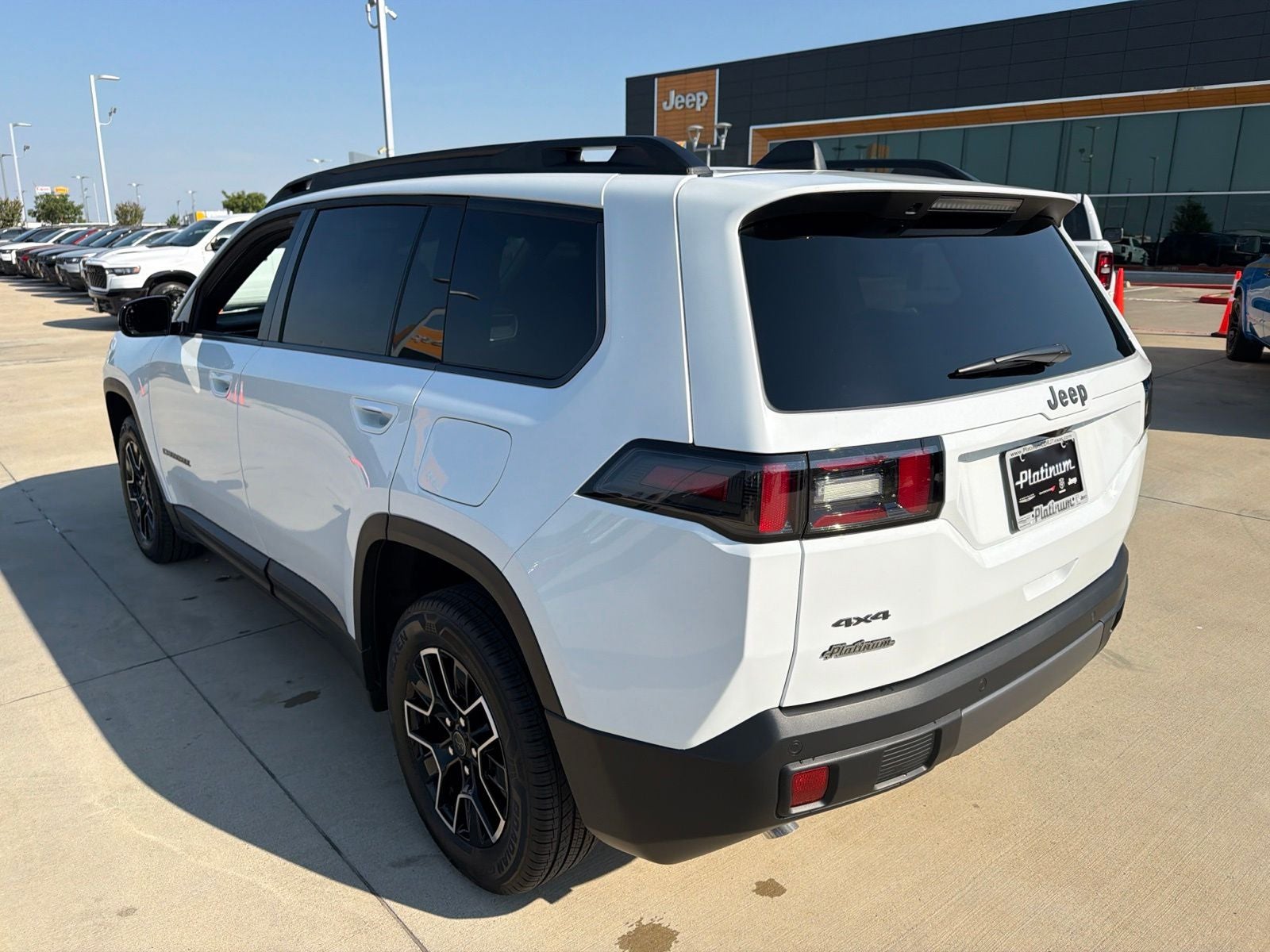 2026 Jeep Cherokee CHEROKEE 4X4