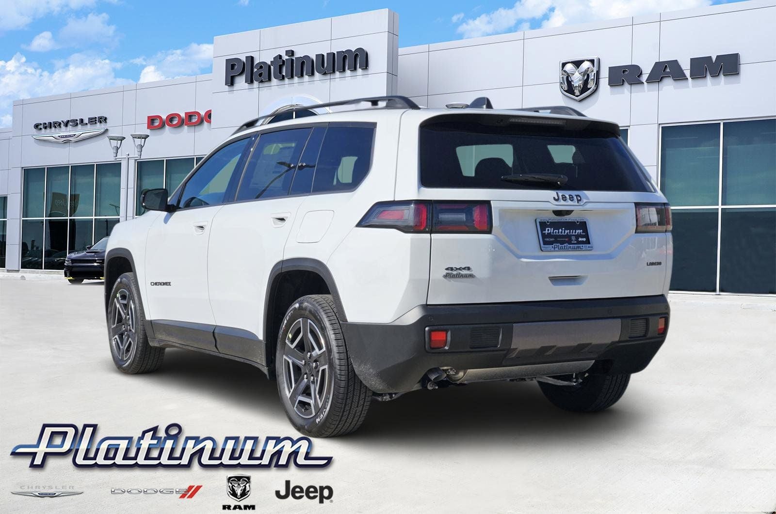 2026 Jeep Cherokee CHEROKEE LAREDO 4X4