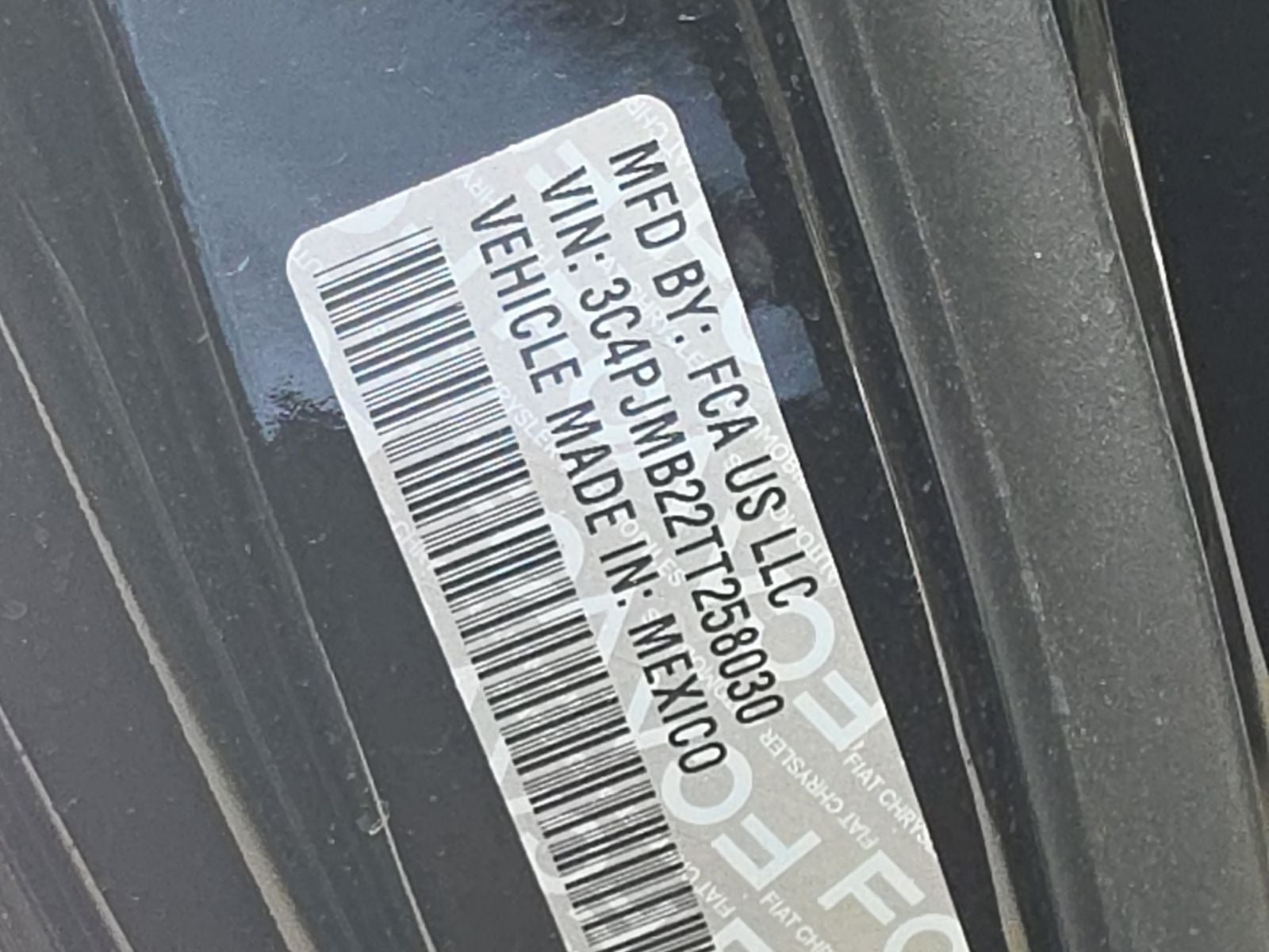2026 Jeep Cherokee CHEROKEE LAREDO 4X4