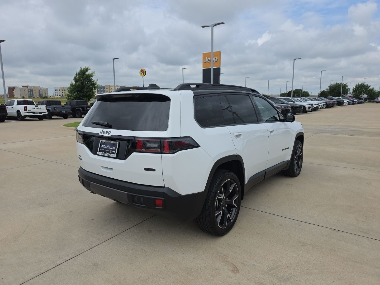 2026 Jeep Cherokee CHEROKEE OVERLAND 4X4