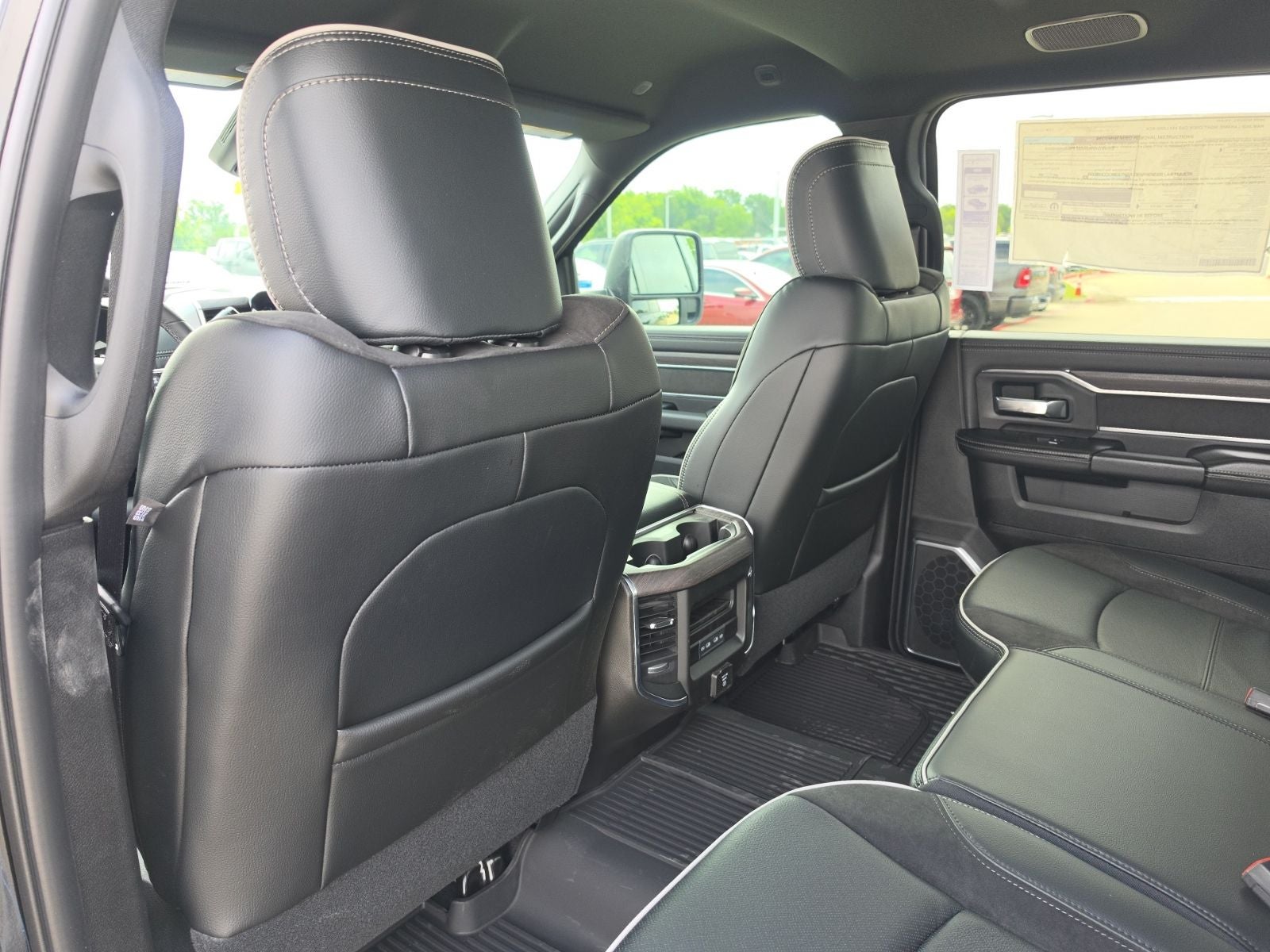 2026 RAM Ram 3500 RAM 3500 LARAMIE CREW CAB 4X4 8' BOX