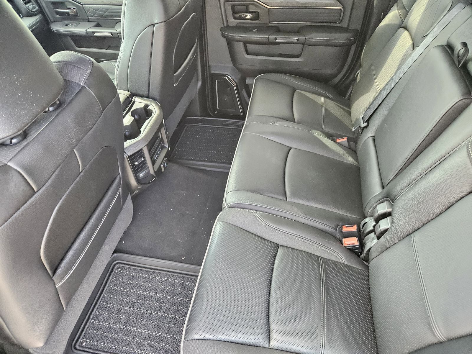 2026 RAM Ram 3500 RAM 3500 LIMITED MEGA CAB 4X4 6'4' BOX