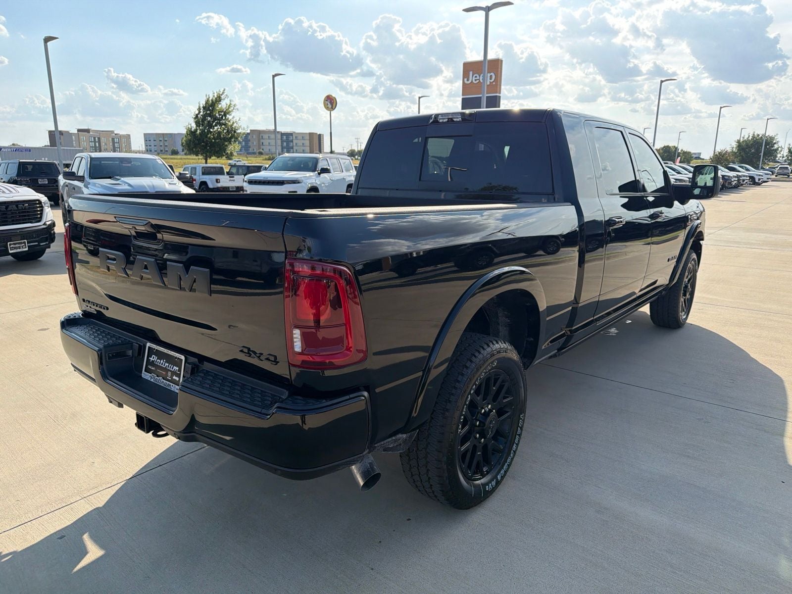 2026 RAM Ram 3500 RAM 3500 LIMITED MEGA CAB 4X4 6'4' BOX