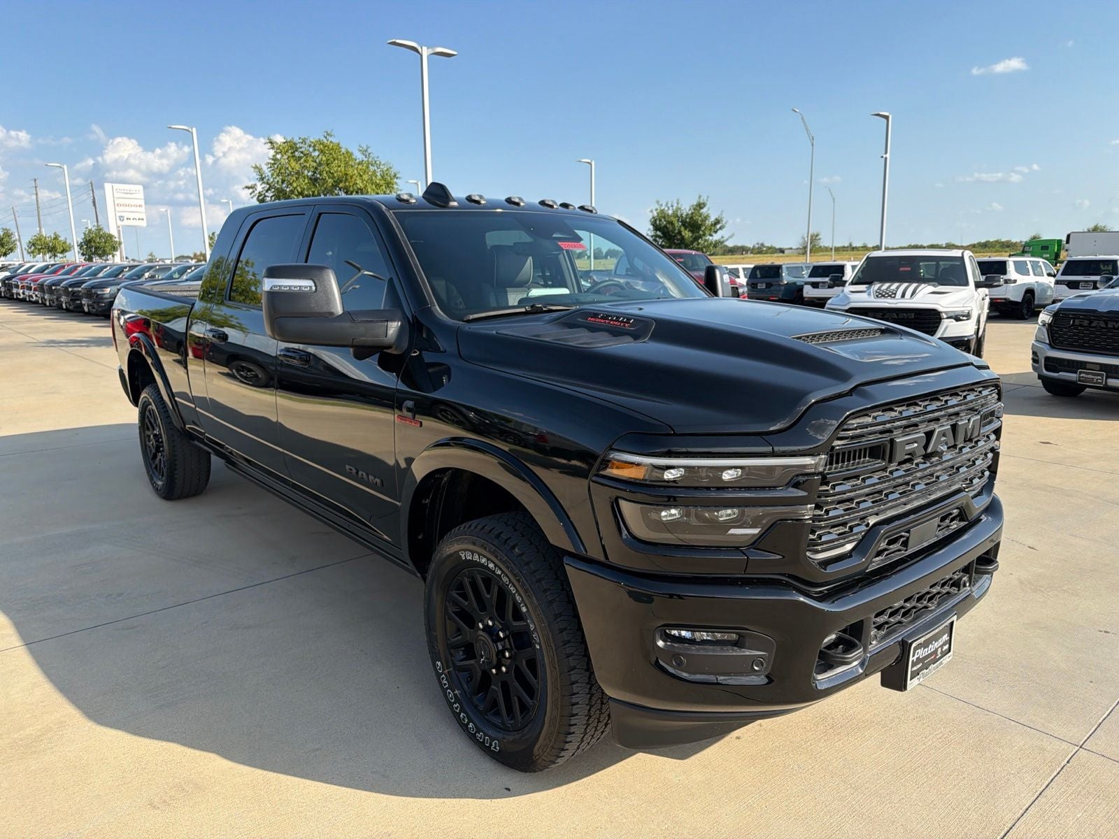 2026 RAM Ram 3500 RAM 3500 LIMITED MEGA CAB 4X4 6'4' BOX