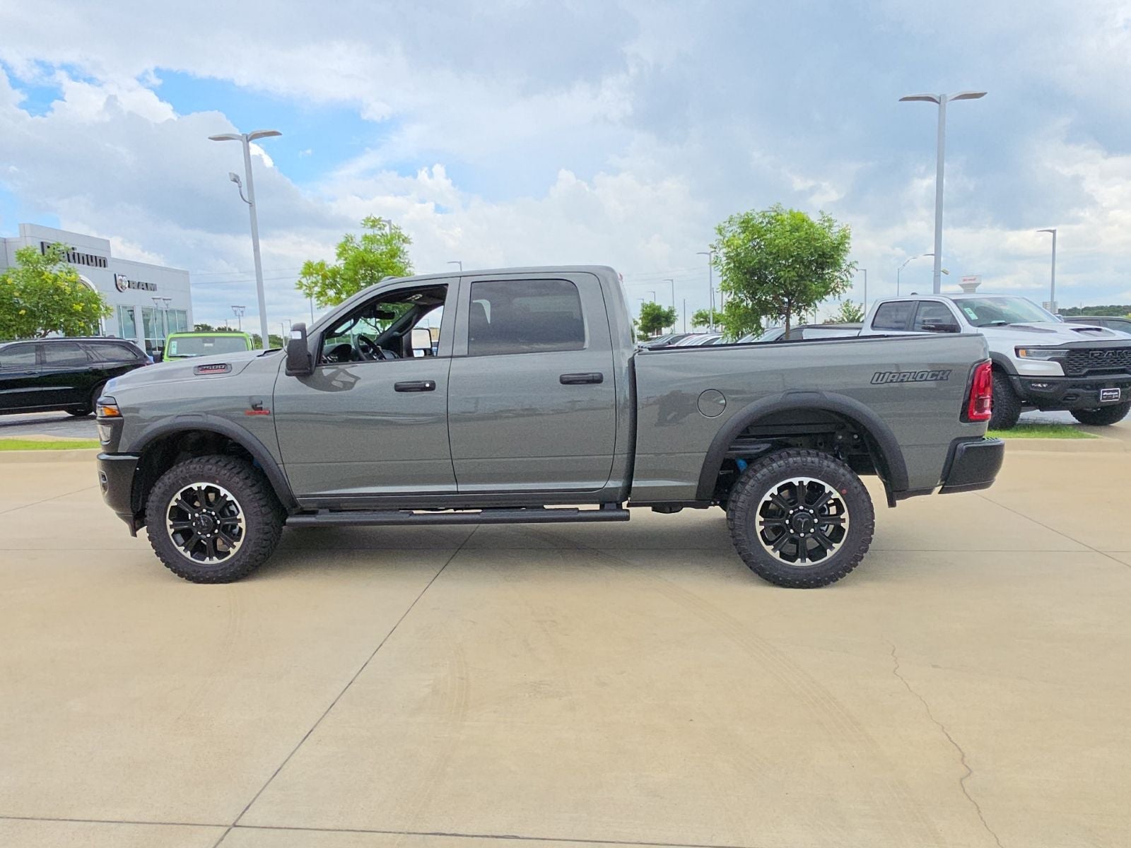 2026 RAM Ram 2500 RAM 2500 WARLOCK CREW CAB 4X4 6'4' BOX