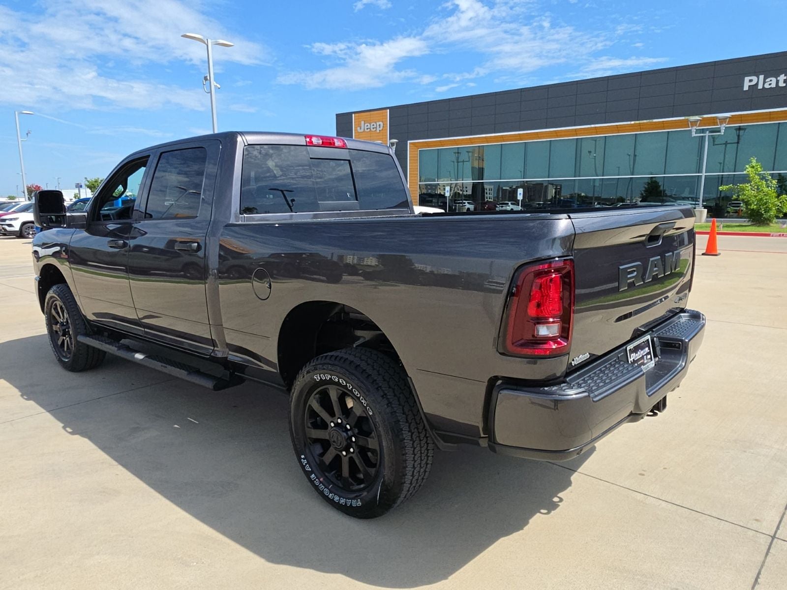 2026 RAM Ram 2500 RAM 2500 BLACK EXPRESS CREW CAB 4X4 6'4' BOX
