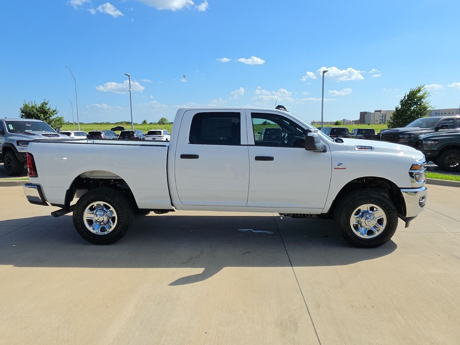 2026 RAM Ram 2500 RAM 2500 TRADESMAN CREW CAB 4X4 6'4' BOX