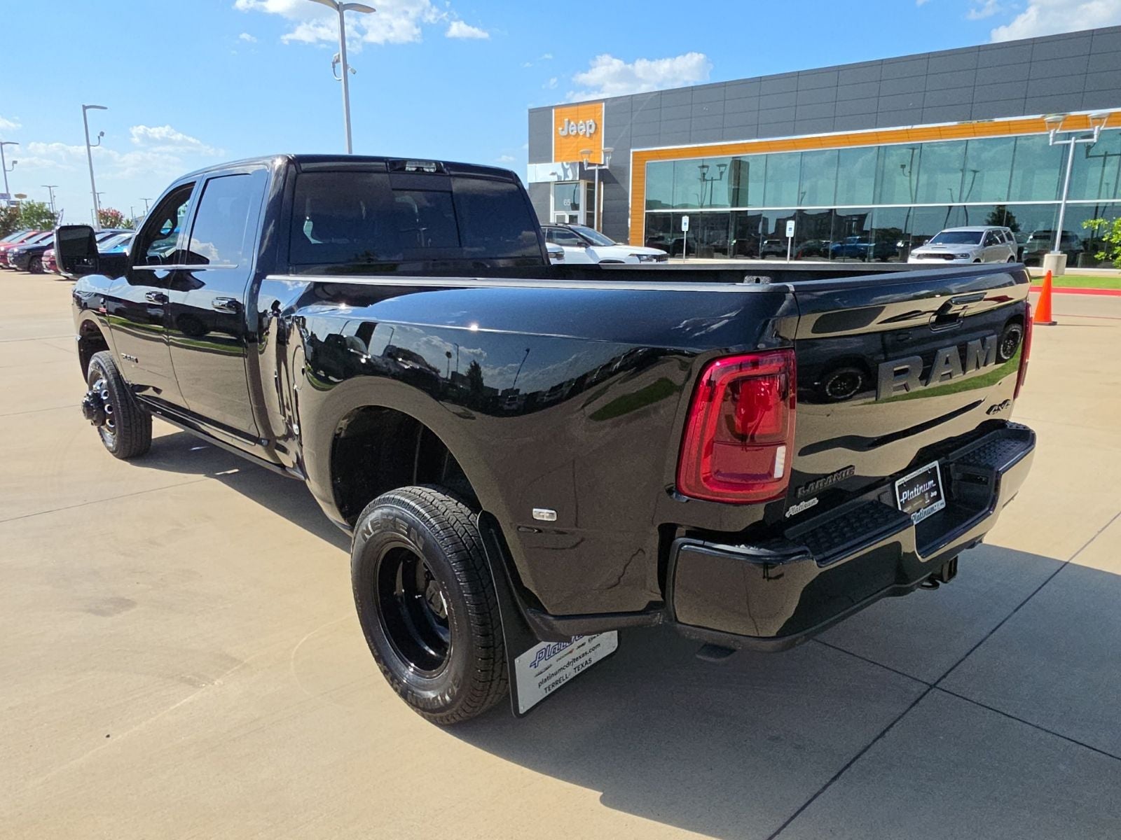 2026 RAM Ram 3500 RAM 3500 LARAMIE CREW CAB 4X4 8' BOX