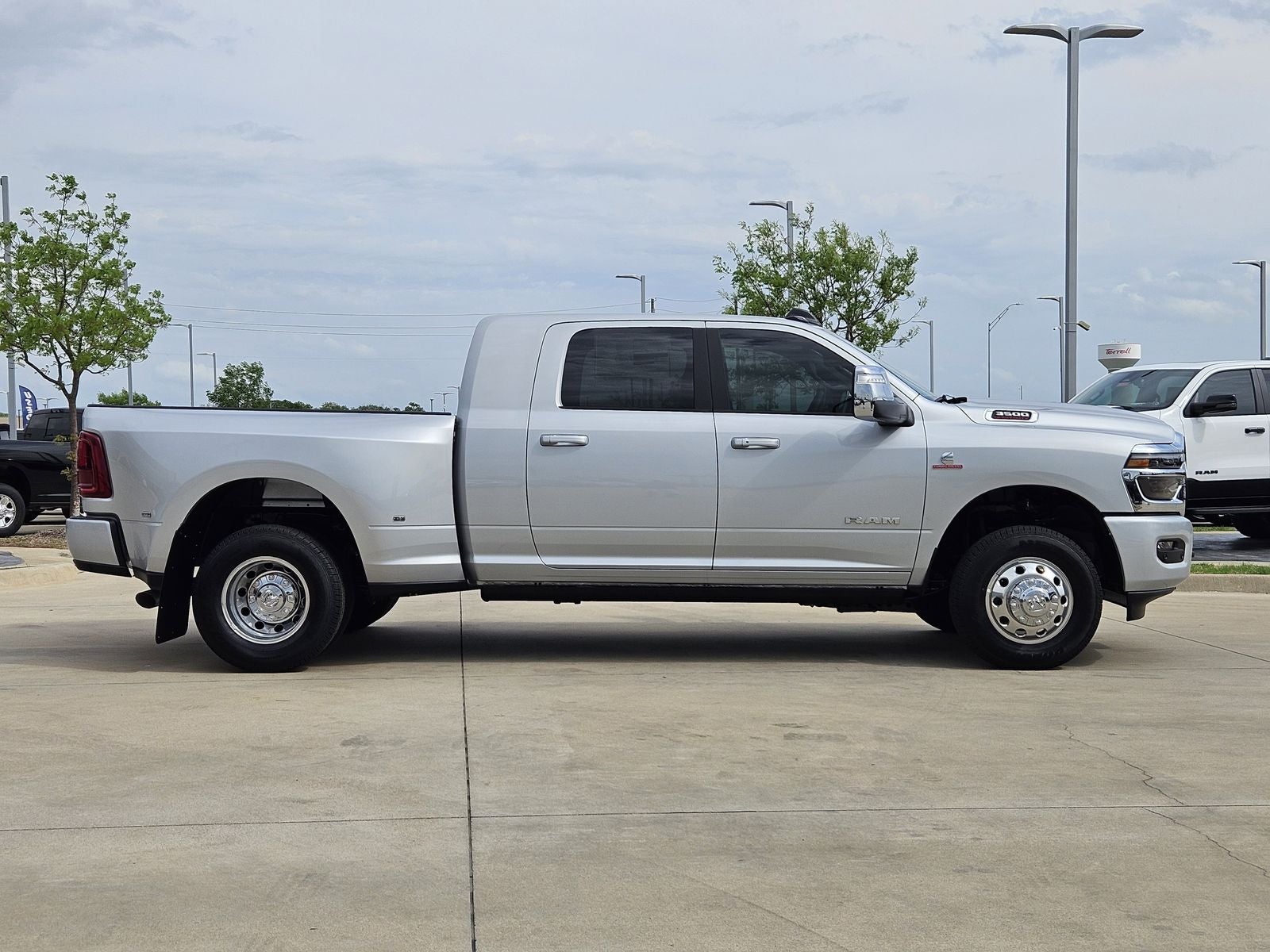 2026 RAM Ram 3500 RAM 3500 LARAMIE MEGA CAB 4X4 6'4' BOX