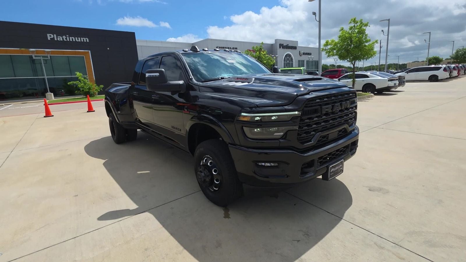 2026 RAM Ram 3500 RAM 3500 LIMITED MEGA CAB 4X4 6'4' BOX