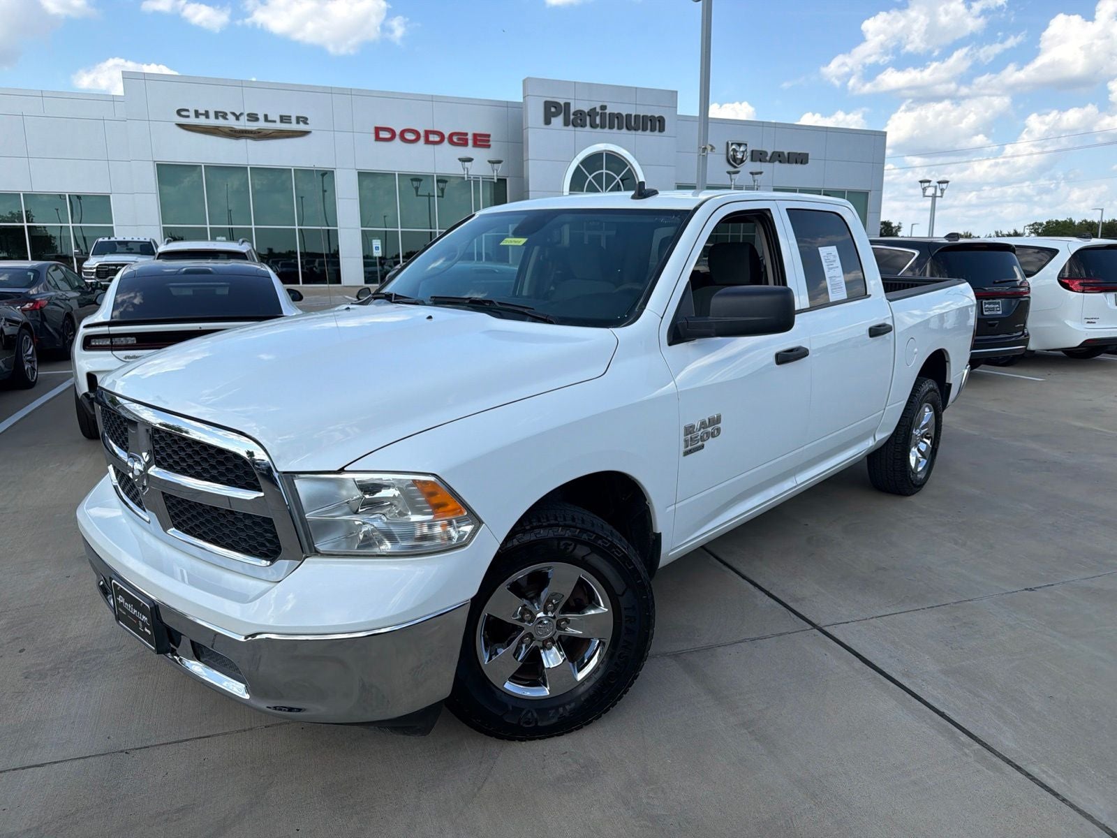 2023 RAM 1500 Classic SLT Crew Cab 4x4 5'7' Box