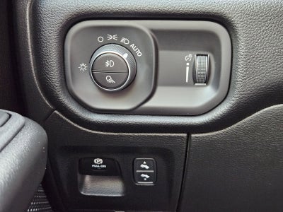 2025 RAM Ram 1500 RAM 1500 BIG HORN CREW CAB 4X4 5'7' BOX