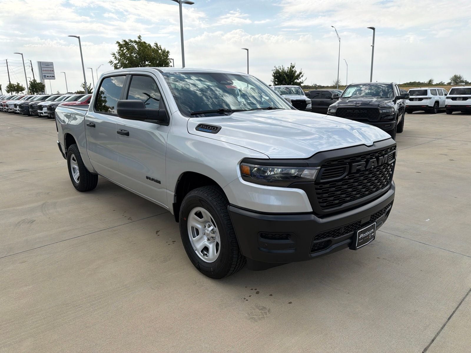 2026 RAM Ram 1500 RAM 1500 TRADESMAN CREW CAB 4X4 5'7' BOX