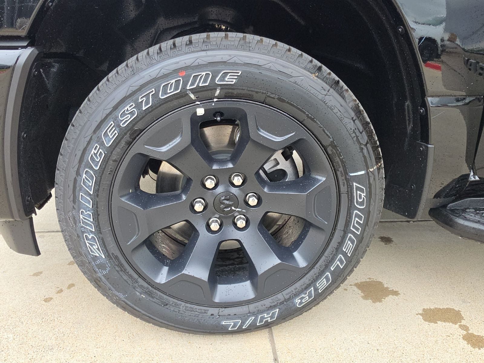 2026 RAM Ram 1500 RAM 1500 EXPRESS CREW CAB 4X4 5'7' BOX