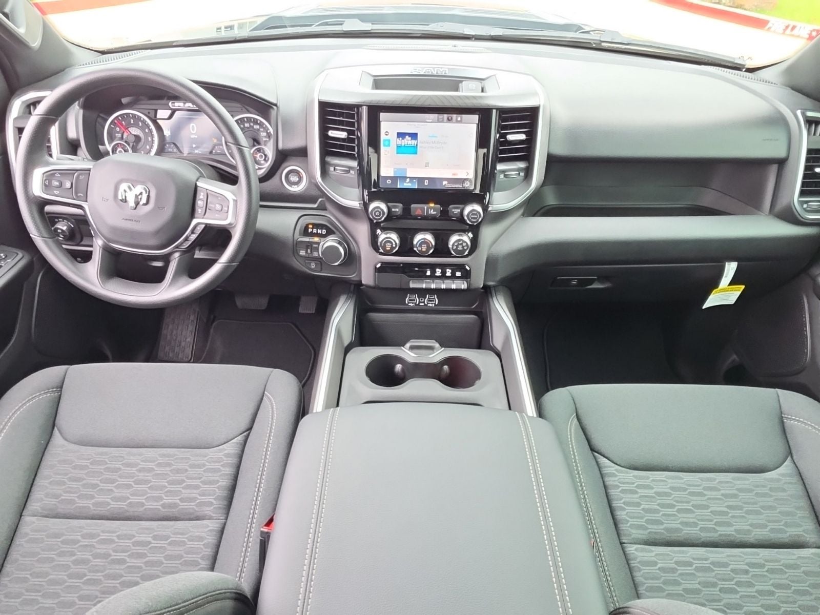 2026 RAM Ram 1500 RAM 1500 EXPRESS CREW CAB 4X4 5'7' BOX