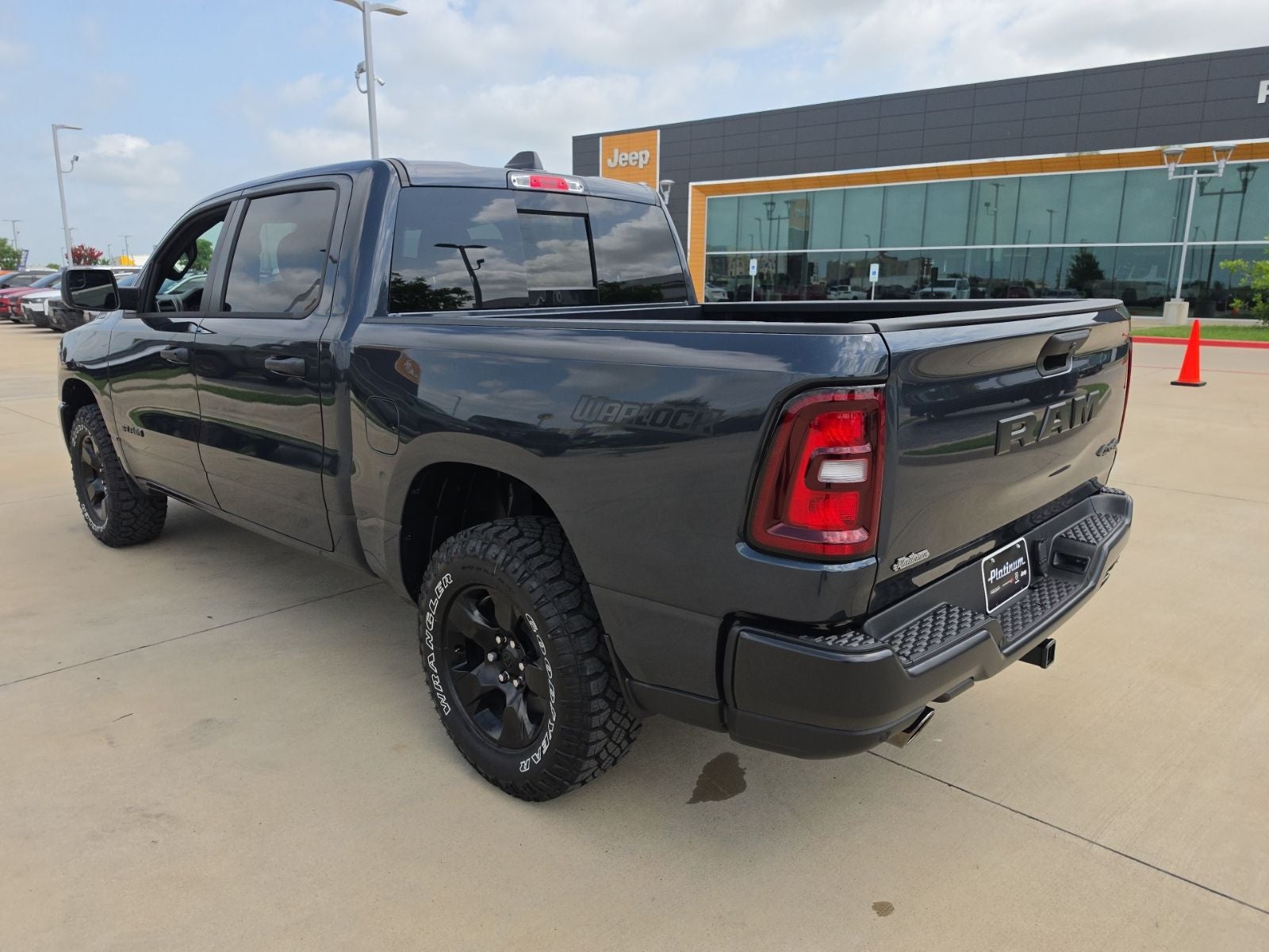 2026 RAM Ram 1500 RAM 1500 WARLOCK CREW CAB 4X4 5'7' BOX