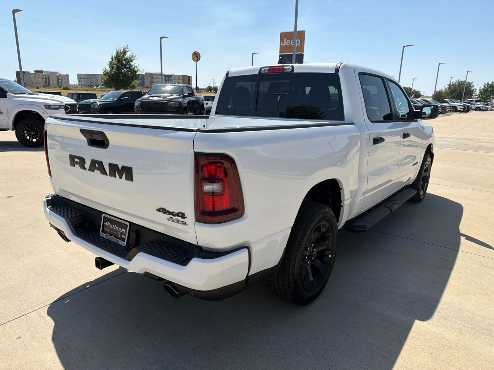 2026 RAM Ram 1500 RAM 1500 EXPRESS CREW CAB 4X4 5'7' BOX